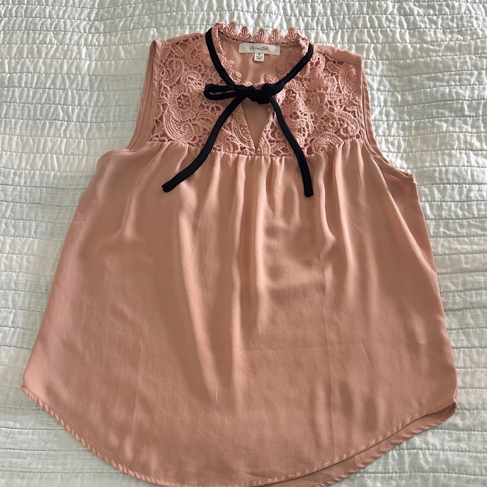 Active USA Pink Sleeveless Blouse with Lace and Bow